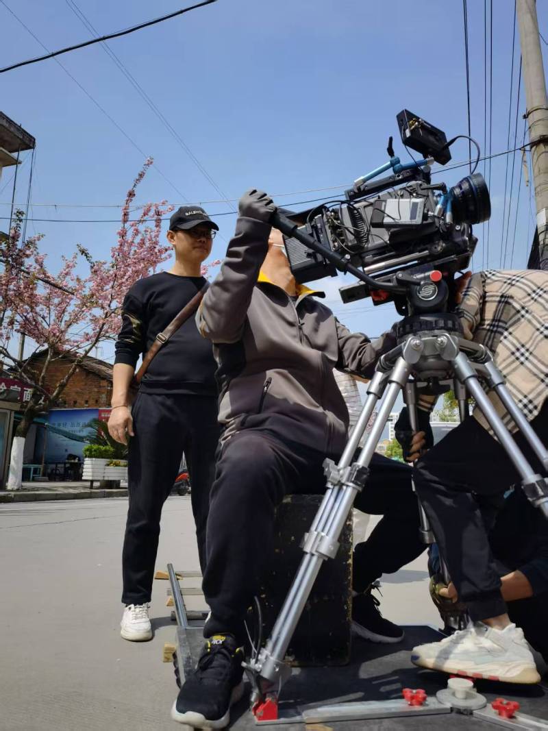 通榆县广告片拍摄：快消品牌爆款之选，网感内容适配社媒传播！